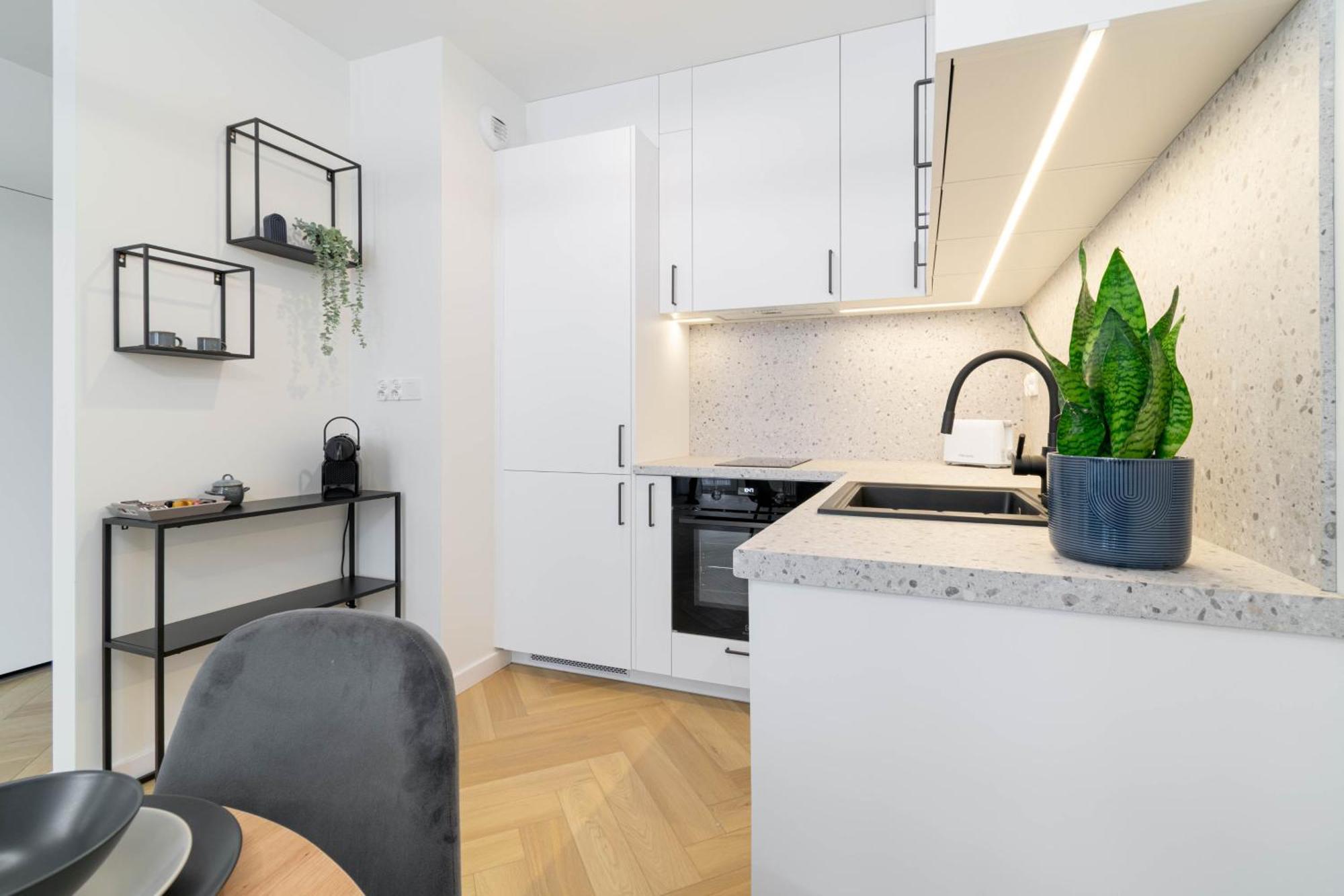 Blue Apartment Ceglana - Free Parking - Self Check-In Katowice Exterior foto